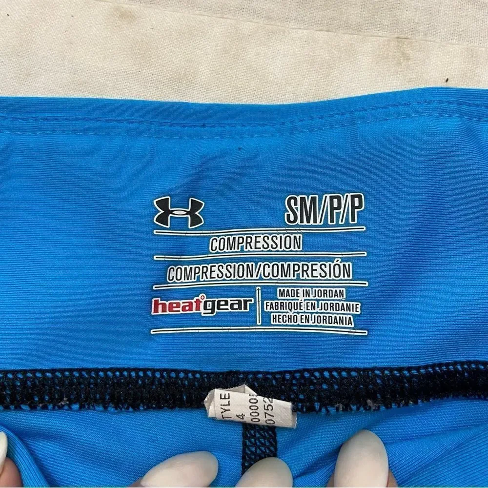 Under Armour Heat Gear Ladies Cropped Turquoise and Black Leggings Size Small - Picture 7 of 7